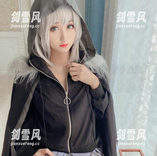 Kuuko W的短裙写真，分享一波小心思，不谈风格，却总是好看！
